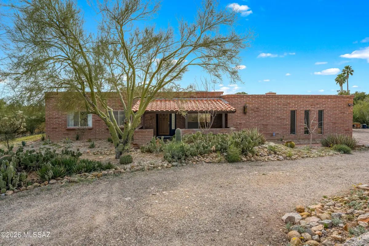 3951 N Four Winds, Tucson, AZ 85750 - #1