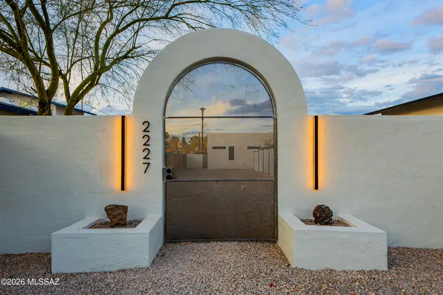 2227 E Helen, Tucson, AZ 85719 - #3