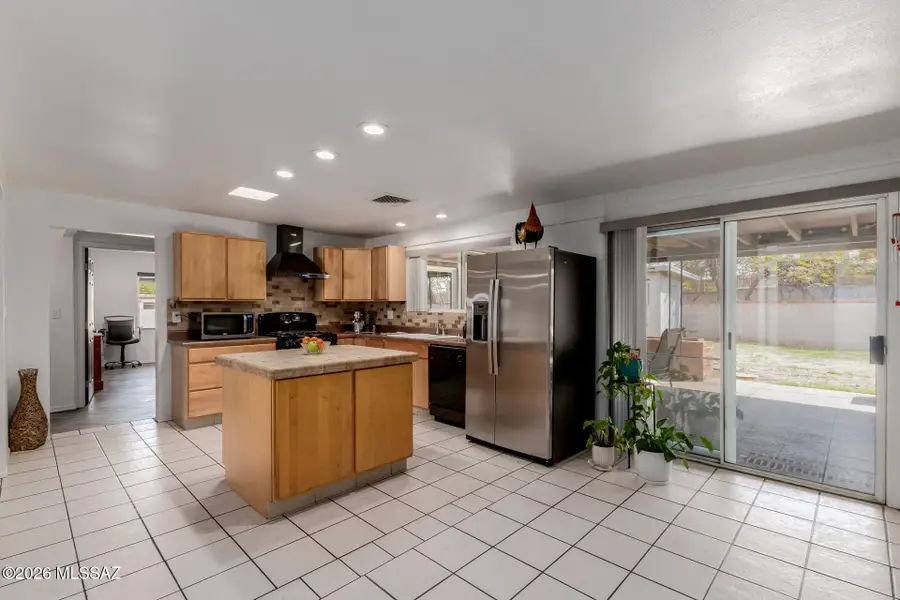 8808 E Wallen Ridge, Tucson, AZ 85710 - #3