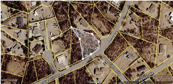 100 Calle Quintana Rio, Rio Rico, AZ 85648