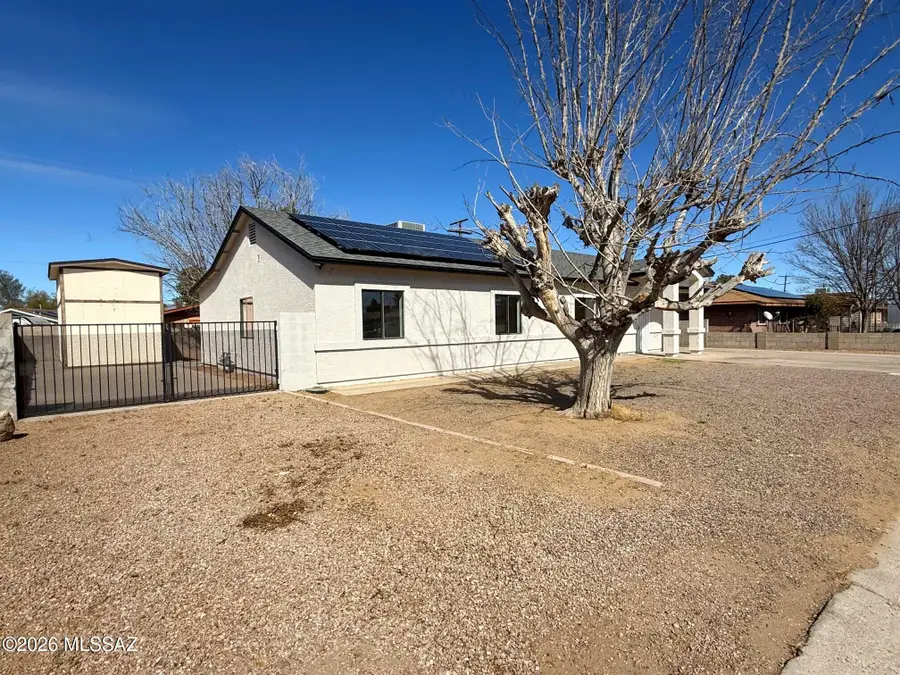 1290 W 27th, Safford, AZ 85546 - #3