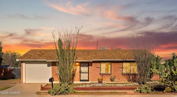 7313 N Camino De La Tierra, Tucson, AZ 85741