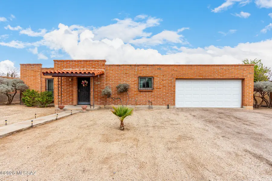 1952 W Brichta, Tucson, AZ 85745 - #2