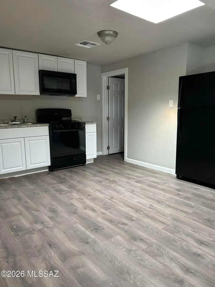210/212 W Blacklidge, Tucson, AZ 85705 - #2