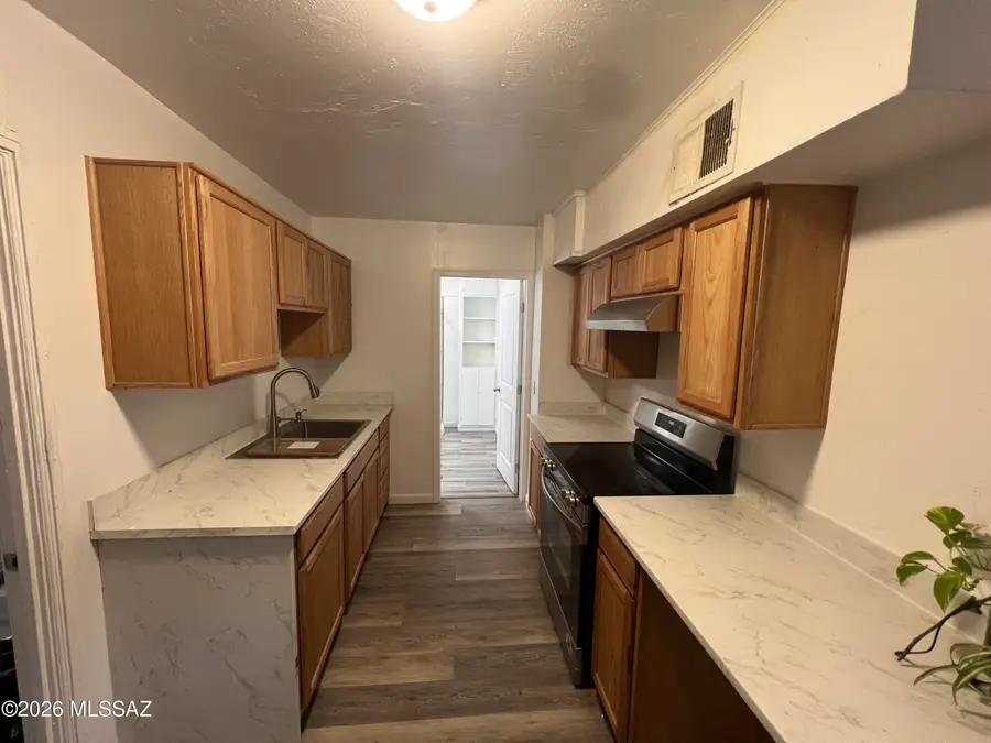 321 E Jacinto, Tucson, AZ 85705 - #2