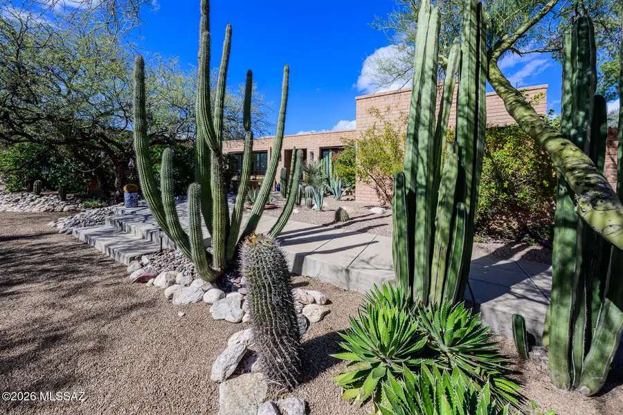 4221 N Larrea, Tucson, AZ 85750 - #3