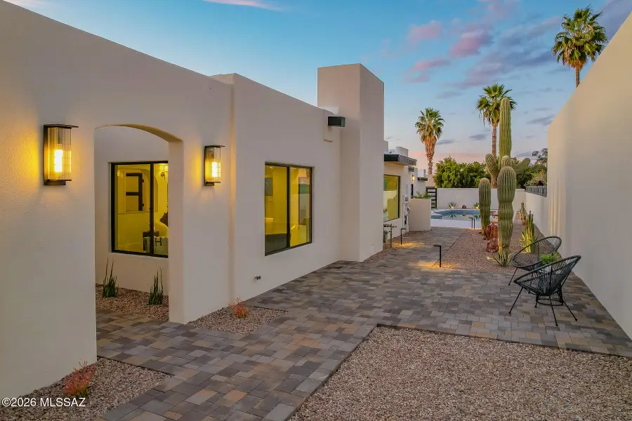 2211 E Mabel, Tucson, AZ 85719 - #2