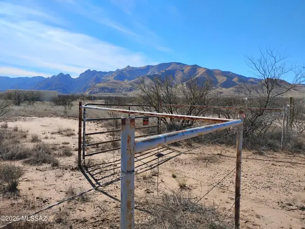 W Dream Catcher, Cochise, AZ 85606