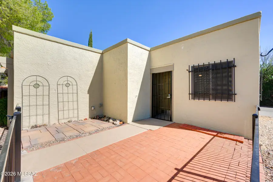 1018 Cll De La Temporada, Green Valley, AZ 85614 - #2