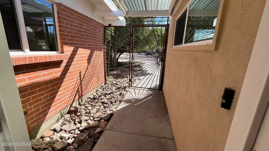 7321 E Calle Managua, Tucson, AZ 85710 - #3