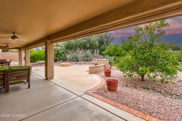 2328 E Desert Pueblo Pass, Green Valley, AZ 85614