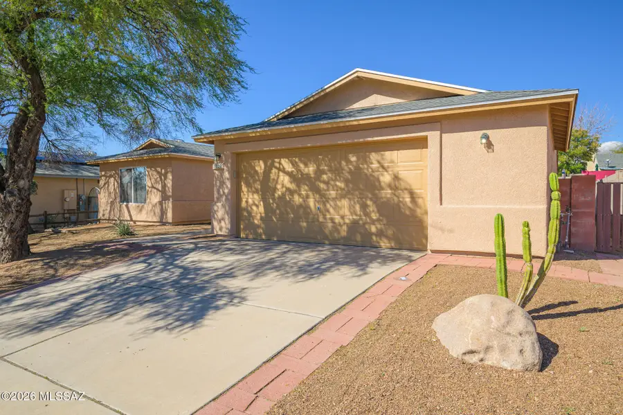 10235 E Rainbow Meadow, Tucson, AZ 85747 - #2
