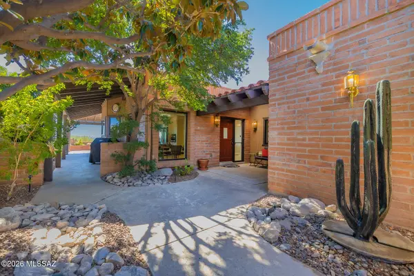 6790 E Paseo Penoso, Tucson, AZ 85750