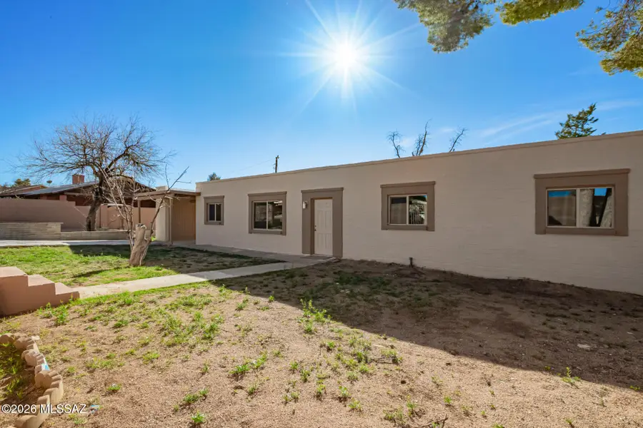 1530 N Calle Granada, Oracle, AZ 85623 - #3