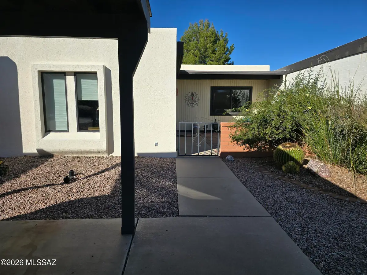 80 W Calle Del Chancero, Green Valley, AZ 85614 - #1