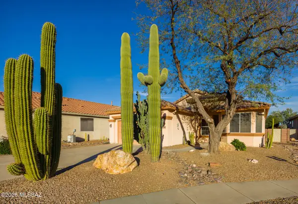 9238 N Crimson Stone, Tucson, AZ 85743