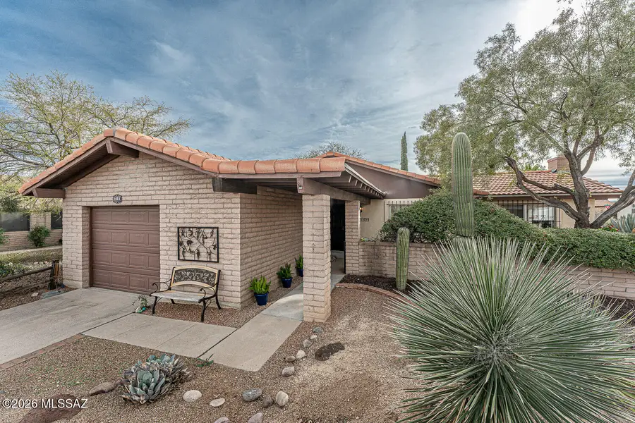 1051 W Camino Sagasta, Green Valley, AZ 85622 - #2