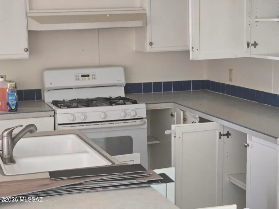 4098 E White Water, Tucson, AZ 85706 - #3