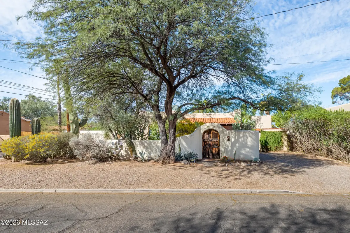 1209 N Stewart, Tucson, AZ 85716 - #1