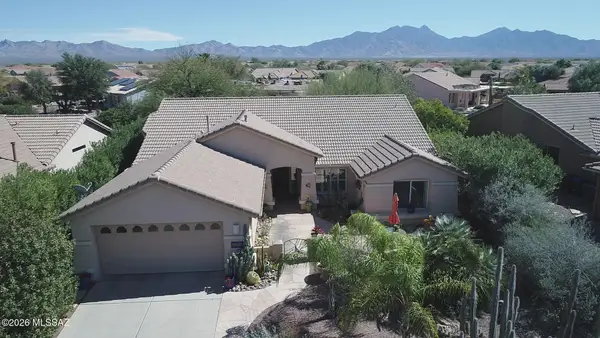 1018 N Cowboy Canyon, Green Valley, AZ 85614