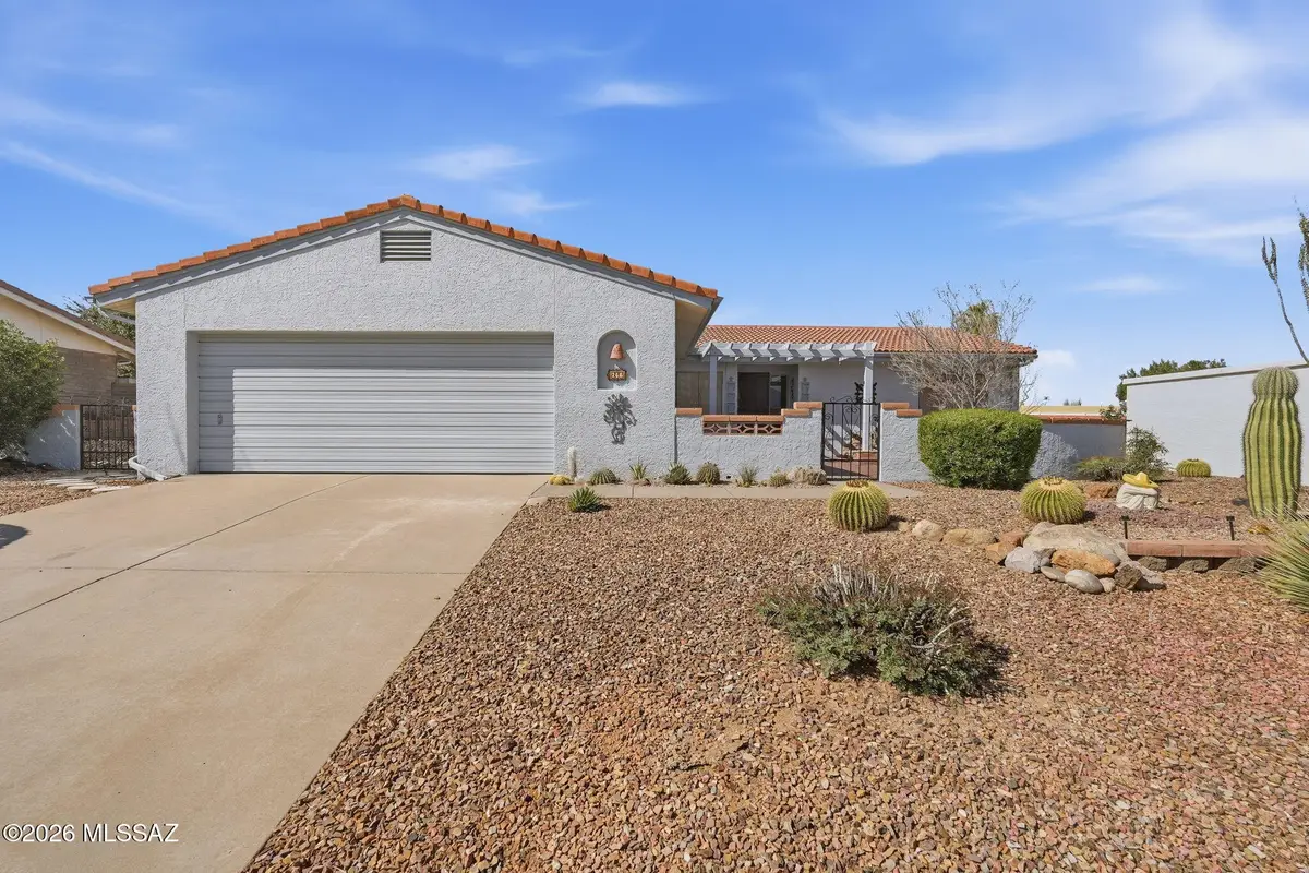 266 W Calle Frambuesa, Green Valley, AZ 85614 - #1