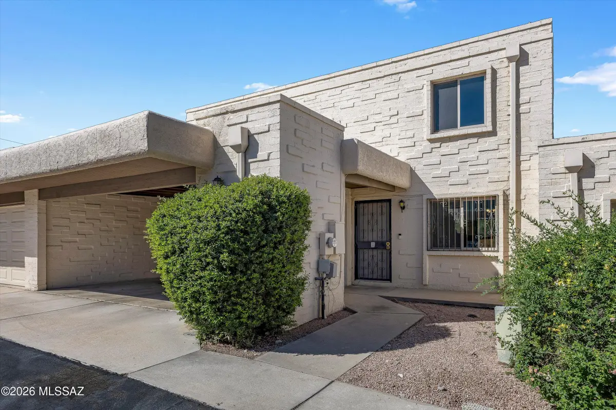 4961 E Bellevue, Tucson, AZ 85712 - #1