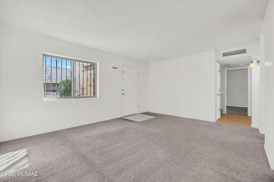 4961 E Bellevue, Tucson, AZ 85712 - #3