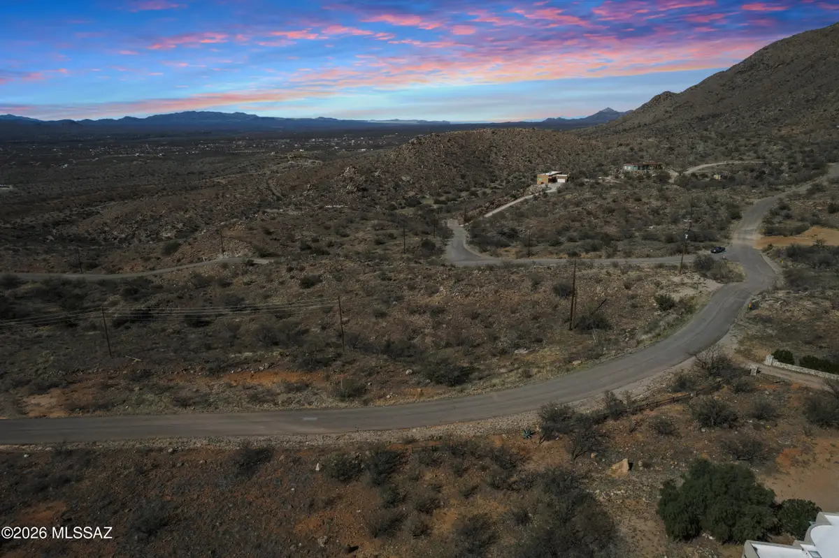 1492 Via San Cayetano, Rio Rico, AZ 85648 - #1