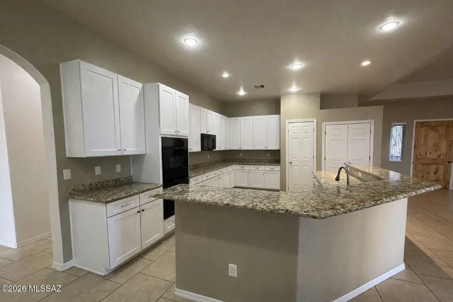 2921 E Edward, Vail, AZ 85641 - #3