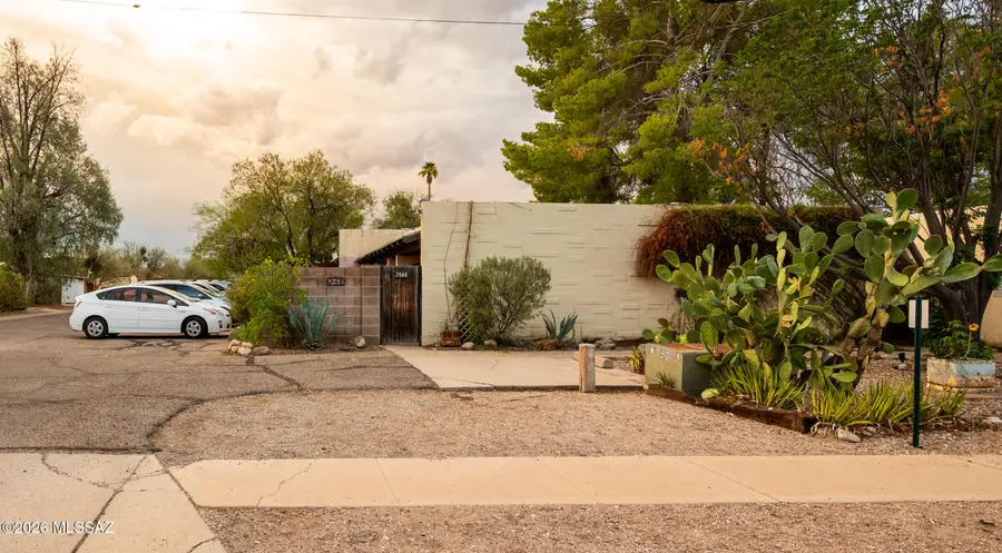 2866 N Beverly, Tucson, AZ 85712 - #2