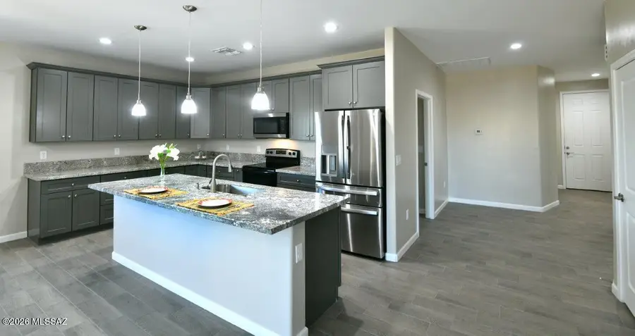 1091 N Vail View, Vail, AZ 85641 - #2