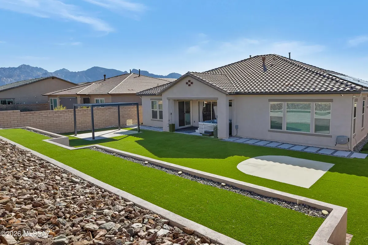 470 W Red Ribbon, Oro Valley, AZ 85755 - #1