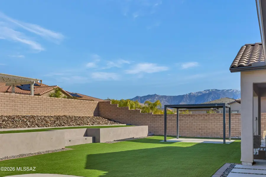 470 W Red Ribbon, Oro Valley, AZ 85755 - #2