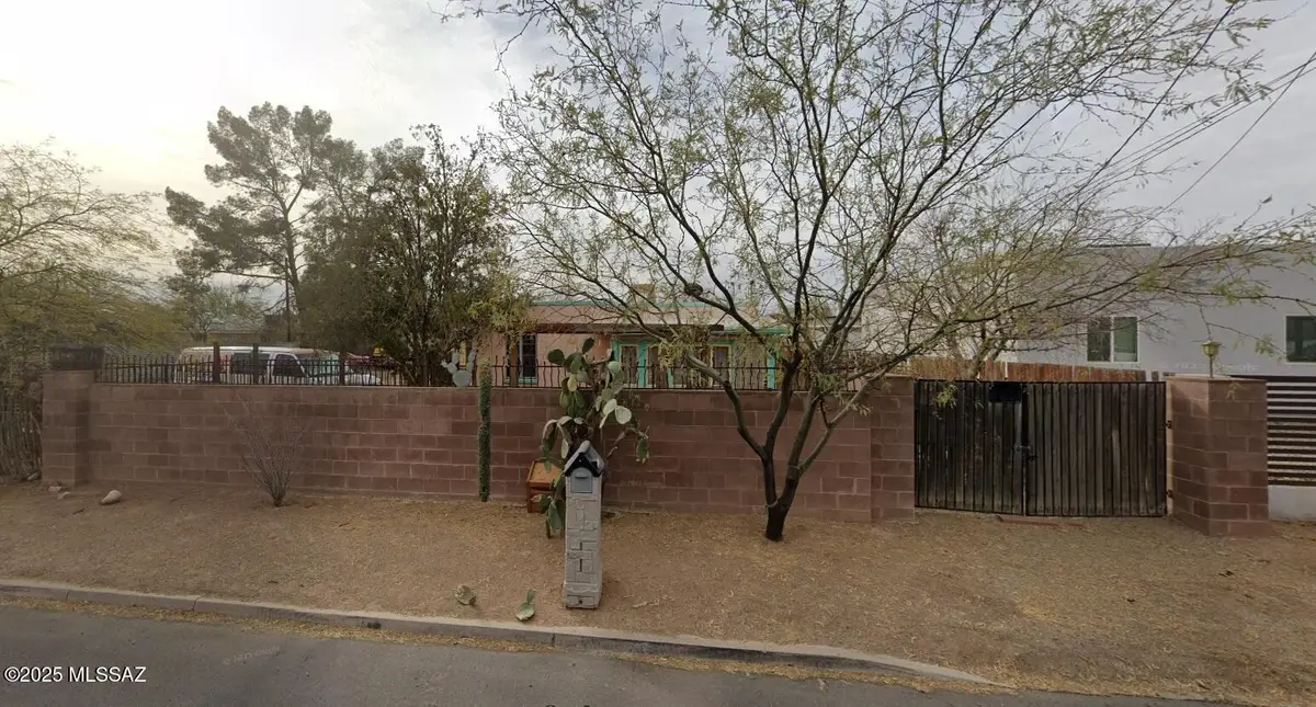 242 E Jacinto, Tucson, AZ 85705 - #1