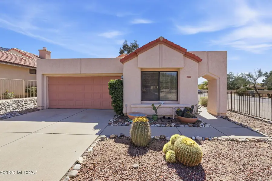 200 E Ridgeland, Oro Valley, AZ 85737 - #2