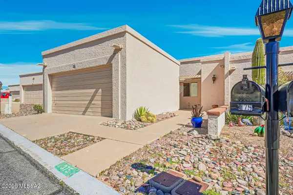 375 S Placita La Paz, Green Valley, AZ 85614
