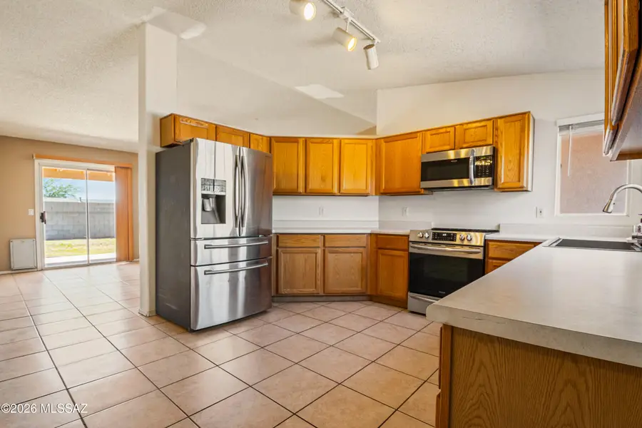 7860 S Caesar, Tucson, AZ 85747 - #2