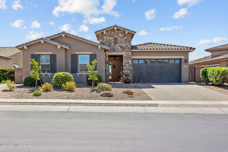 977 W Golden Barrel, Oro Valley, AZ 85755 - #2