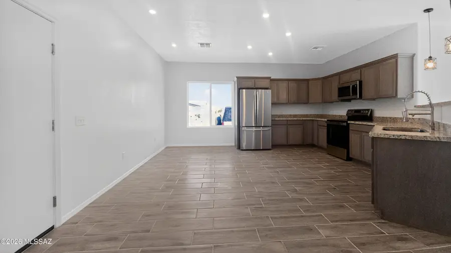 530 W Soto, Willcox, AZ 85643 - #3