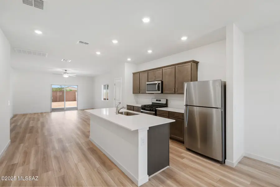 21905 E Pebbles, Red Rock, AZ 85145 - #2