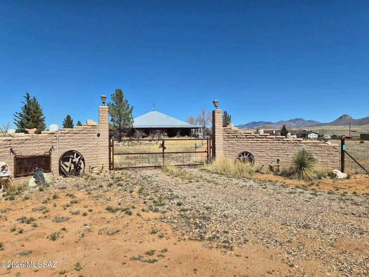 20 Horseshoe, Elgin, AZ 85611 - #1