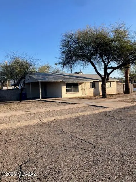 5853 E 19th, Tucson, AZ 85711