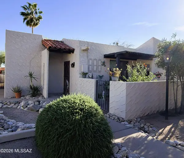 4520 E La Estancia, Tucson, AZ 85718