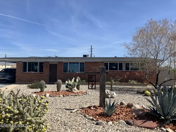8355 E Cooper, Tucson, AZ 85710