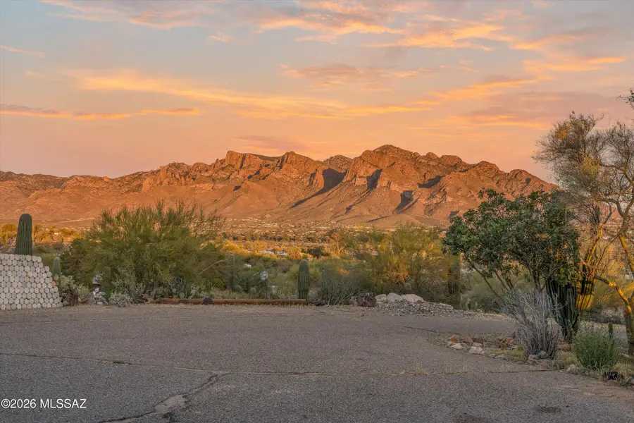 1608 W Placita Montuoso, Tucson, AZ 85737 - #2
