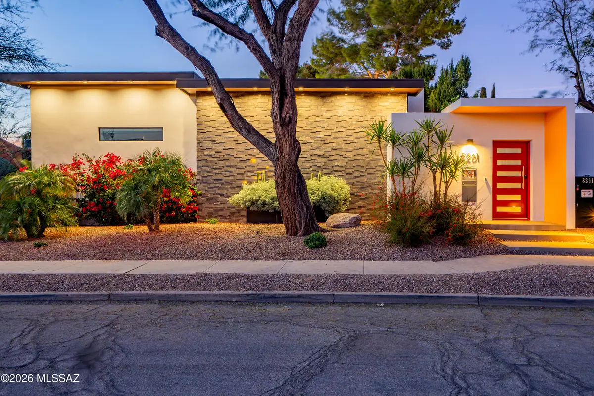 2261 E Mabel, Tucson, AZ 85719 - #1