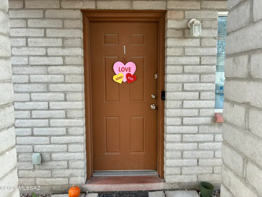 113 E District, Tucson, AZ 85714 - #2