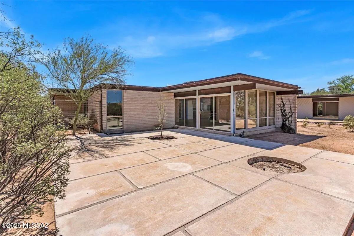 1635 E Kleindale, Tucson, AZ 85719 - #1