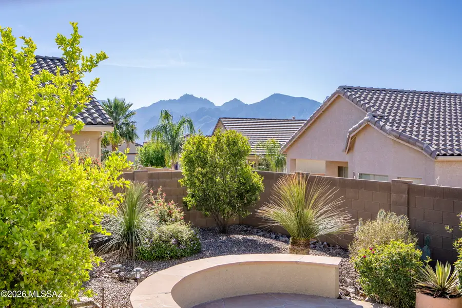 1111 W Montelupo, Oro Valley, AZ 85755 - #2