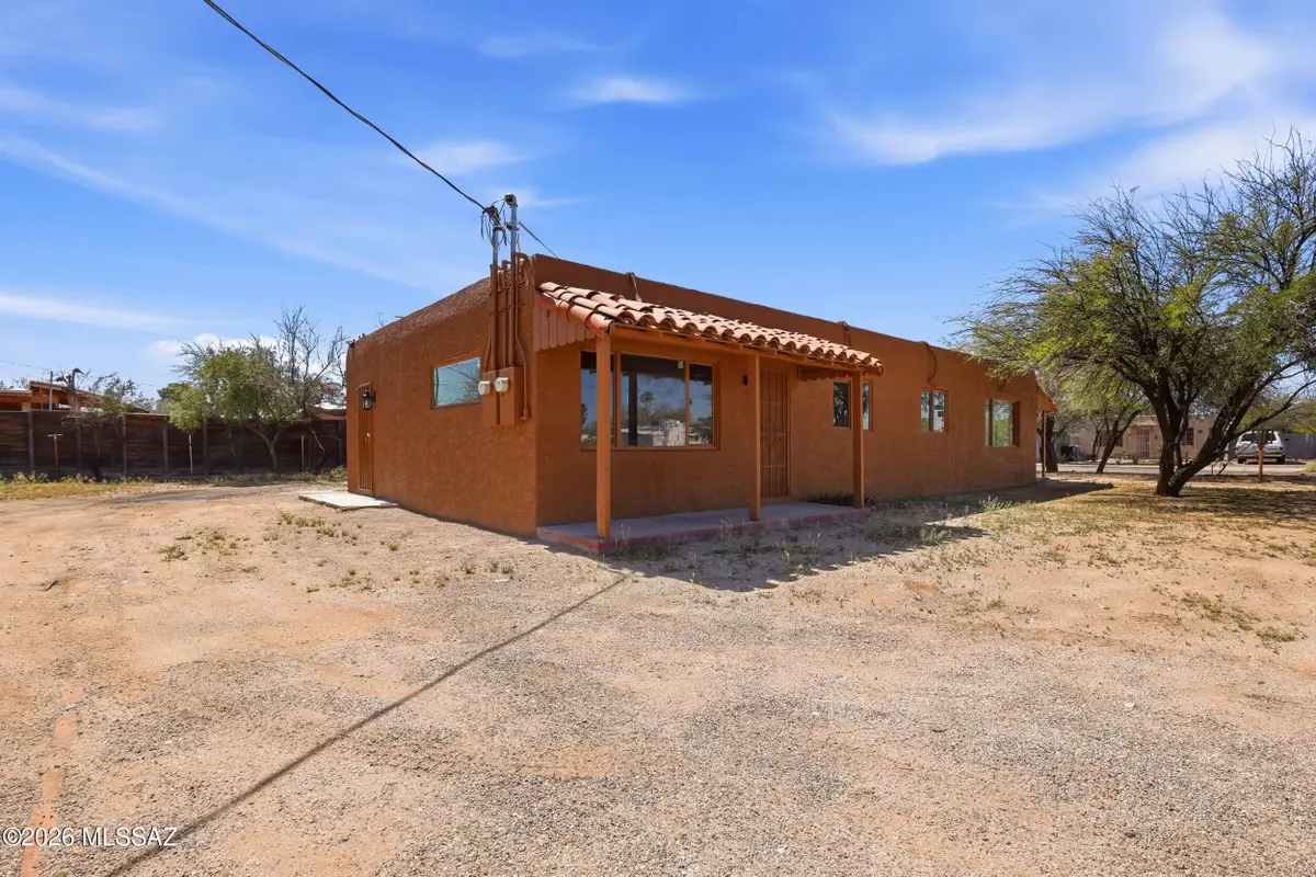 2758 N Montezuma, Tucson, AZ 85712 - #1